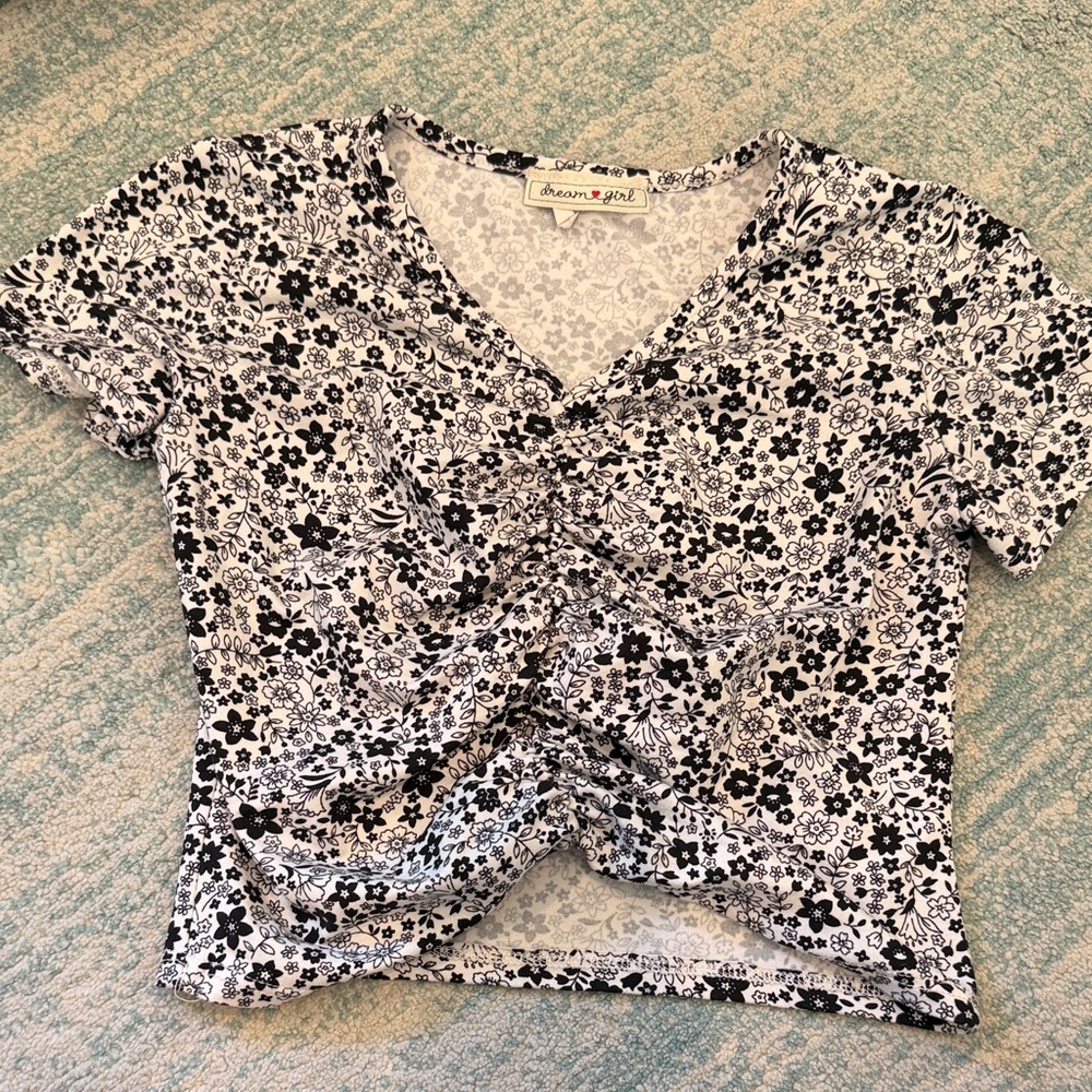 Dreamgirl Black and White Floral Short Sleeve Tee